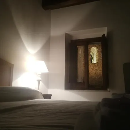 Lavinium Diffuso Hotel Castelluccio Inferiore